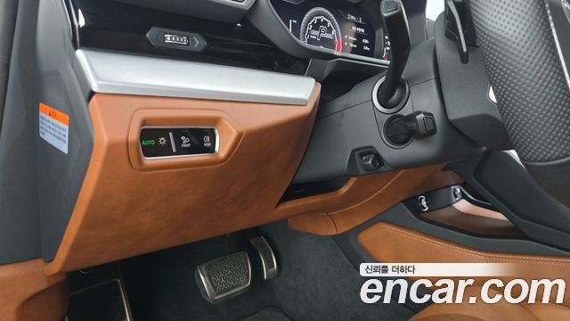 Lamborghini Urus 2020 — photo 25
