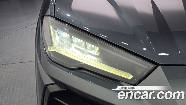 Lamborghini Urus 2020 — photo 8
