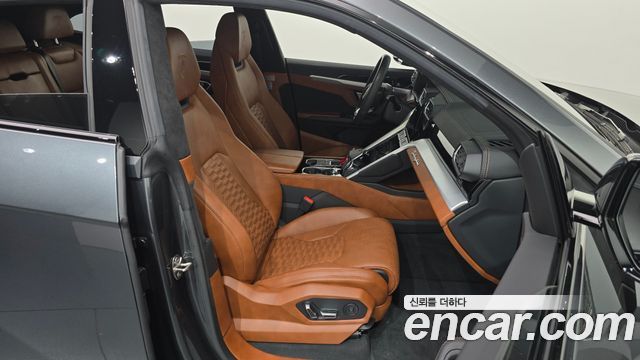 Lamborghini Urus 2020 — photo 16