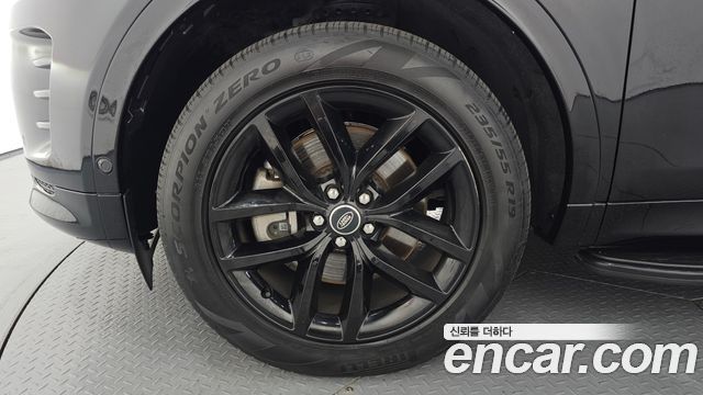 Land Rover Discovery Sport 2024 — photo 5