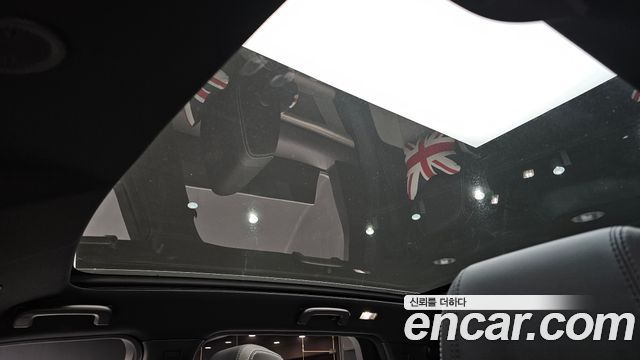 Land Rover Discovery Sport 2024 — photo 25