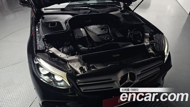 Mercedes-Benz GLC-Class 2019 — photo 6