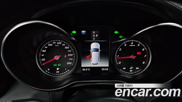Mercedes-Benz GLC-Class 2019 — photo 11