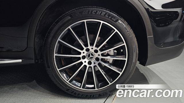 Mercedes-Benz GLC-Class 2019 — photo 7