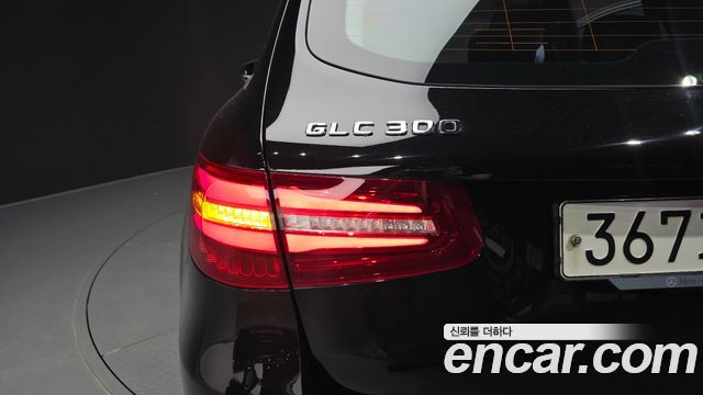 Mercedes-Benz GLC-Class 2019 — photo 9