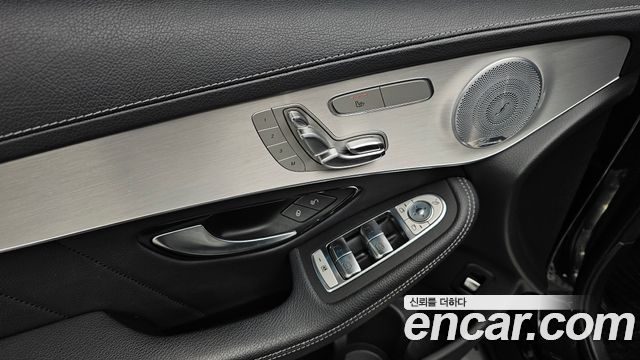 Mercedes-Benz GLC-Class 2019 — photo 38
