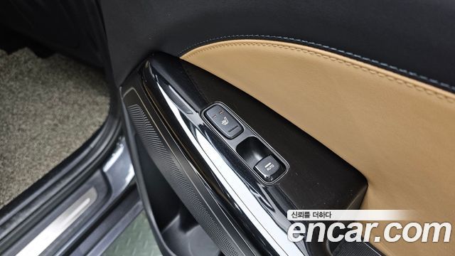 Kia K7 2020 — photo 25