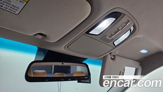 Kia K7 2020 — photo 27