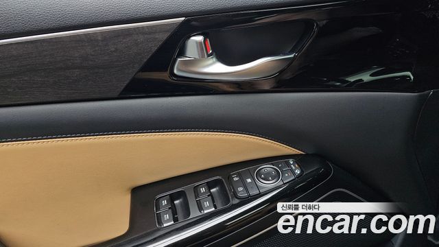 Kia K7 2020 — photo 28