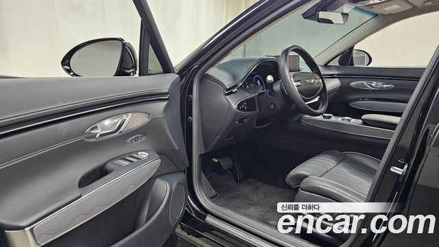 Genesis GV70 2024 — photo 13