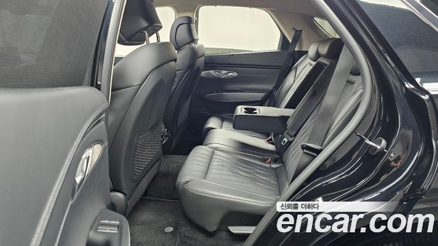 Genesis GV70 2024 — photo 18