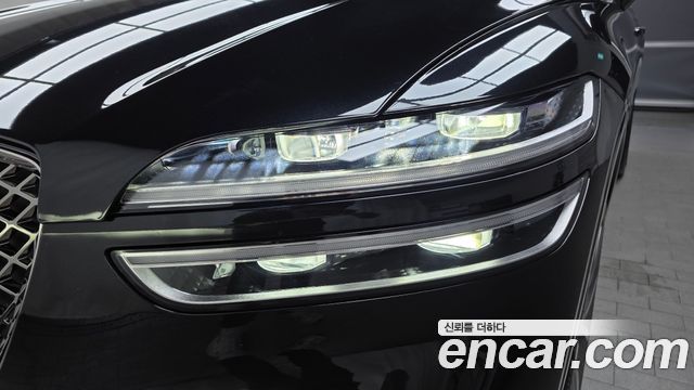 Genesis GV70 2024 — photo 8