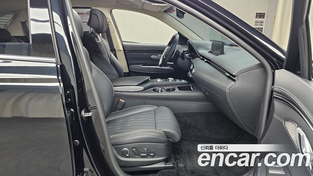 Genesis GV70 2024 — photo 16