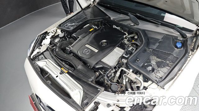 Mercedes-Benz C-Class 2018 — photo 6