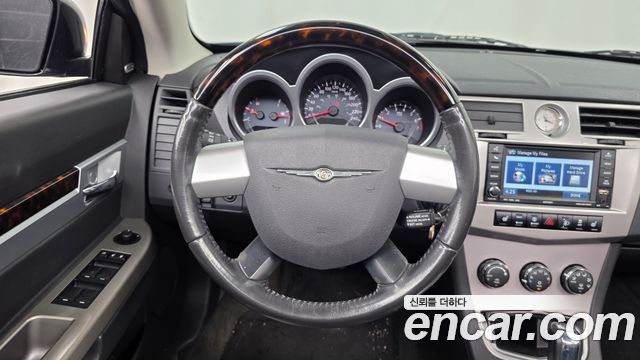 Chrysler Sebring 2010 — photo 13