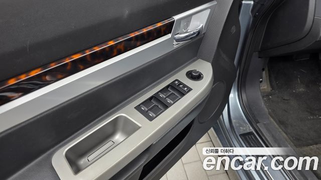 Chrysler Sebring 2010 — photo 19