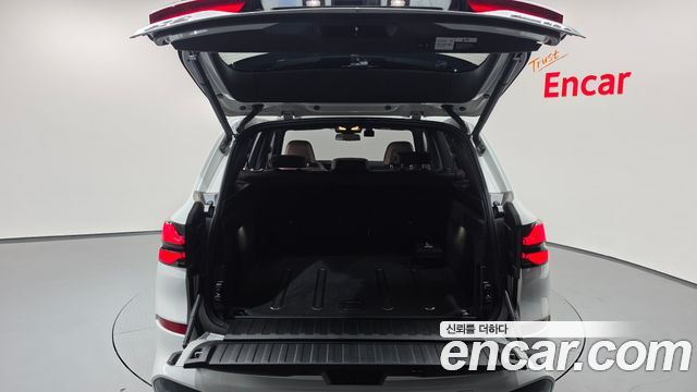 BMW X5 2025 — photo 24