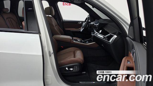 BMW X5 2025 — photo 16