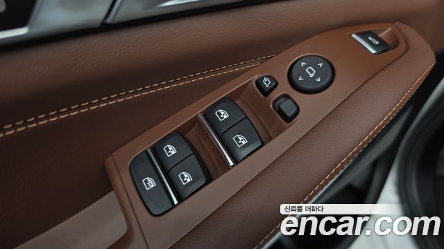 BMW X5 2025 — photo 27
