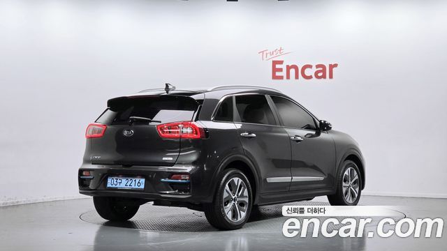 Kia Niro 2021 — photo 2