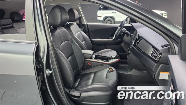Kia Niro 2021 — photo 16