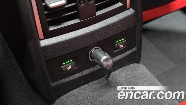 BMW 3-Series 2018 — photo 27