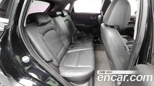 Hyundai Kona 2018 — photo 16