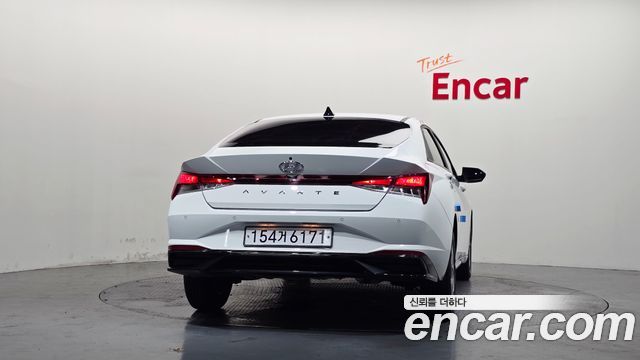 Hyundai AVANTE 2023 — photo 4