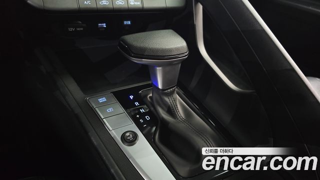 Hyundai AVANTE 2023 — photo 12