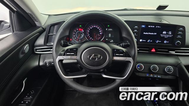 Hyundai AVANTE 2023 — photo 18