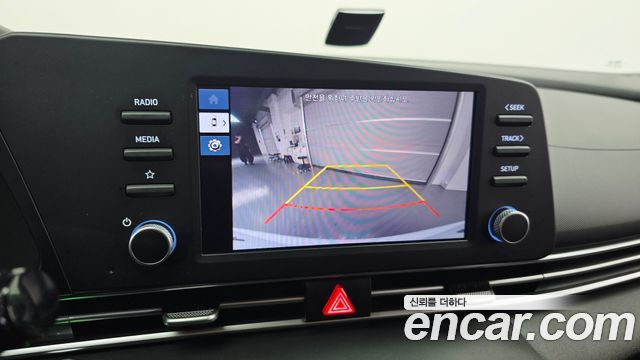 Hyundai AVANTE 2023 — photo 19