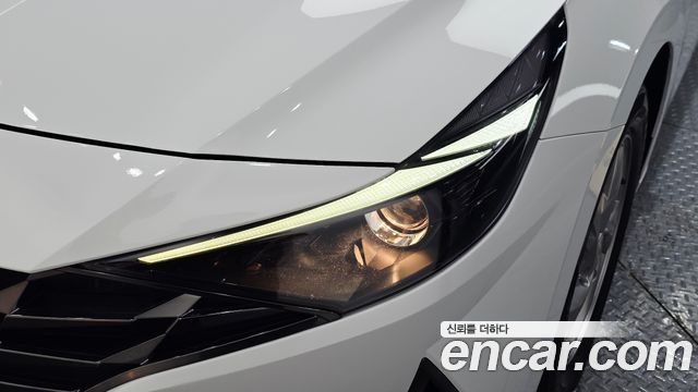 Hyundai AVANTE 2023 — photo 8