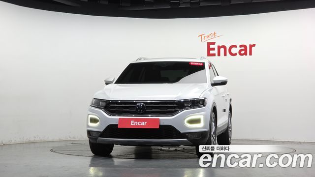 Volkswagen T-Roc 2021 — photo 3