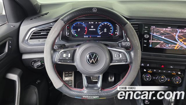 Volkswagen T-Roc 2021 — photo 19