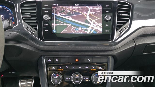 Volkswagen T-Roc 2021 — photo 20