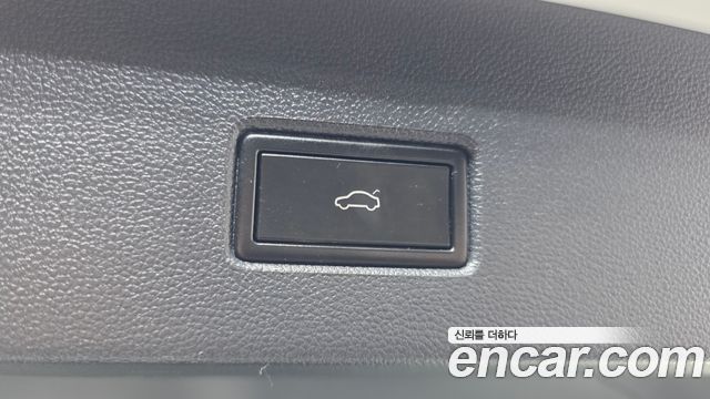 Volkswagen T-Roc 2021 — photo 28
