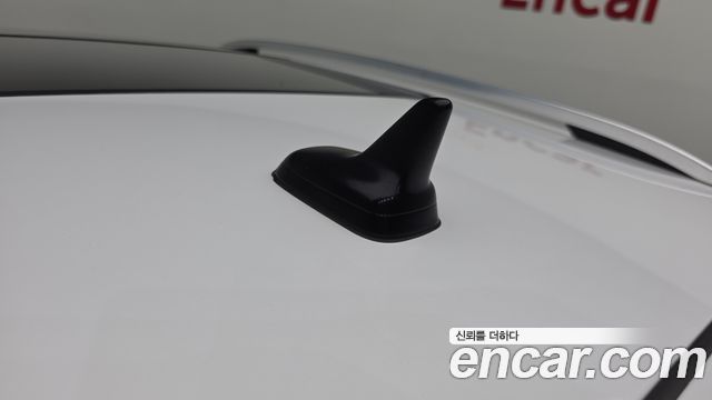 Volkswagen T-Roc 2021 — photo 30