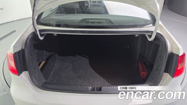 Volkswagen Jetta 2011 — photo 20