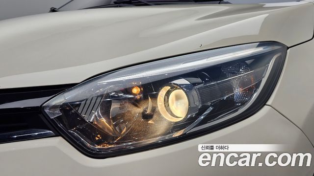 Renault Korea QM3 2015 — photo 8