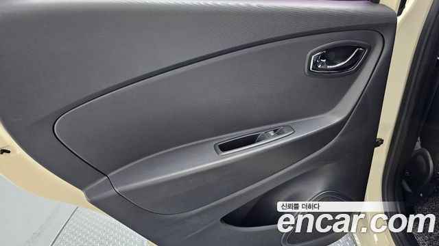 Renault Korea QM3 2015 — photo 15