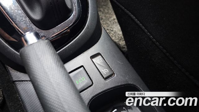 Renault Korea QM3 2015 — photo 27