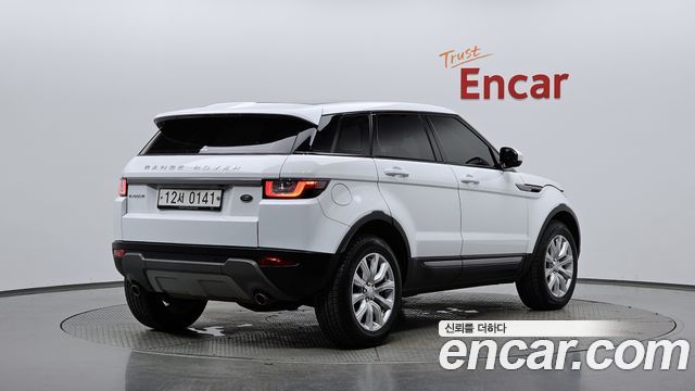 Land Rover Range Rover Evoque 2016 — photo 2