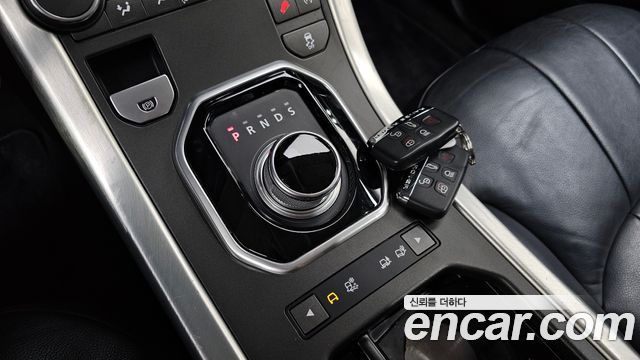 Land Rover Range Rover Evoque 2016 — photo 12