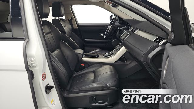 Land Rover Range Rover Evoque 2016 — photo 17