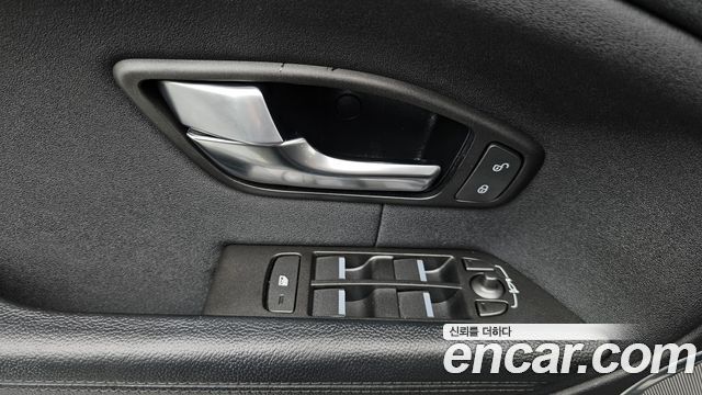 Land Rover Range Rover Evoque 2016 — photo 24