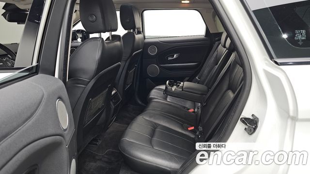 Land Rover Range Rover Evoque 2016 — photo 16