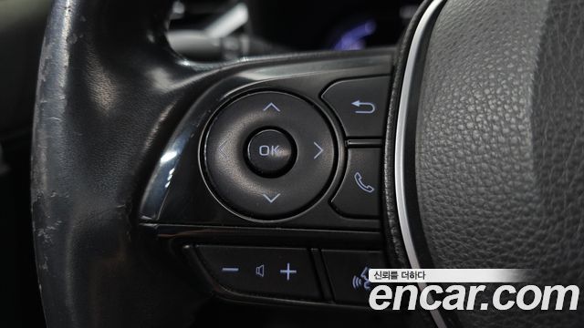 Toyota RAV4 2019 — photo 31
