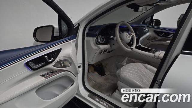 Mercedes-Benz EQS 2023 — photo 13