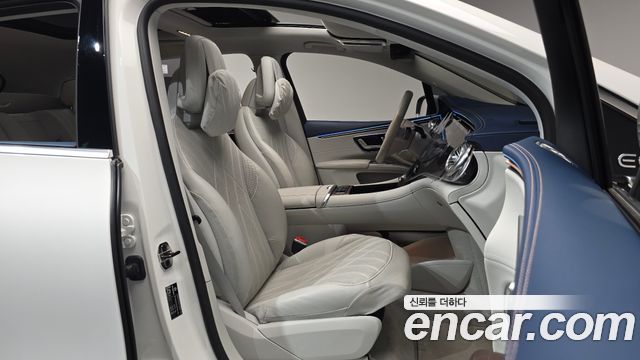 Mercedes-Benz EQS 2023 — photo 17