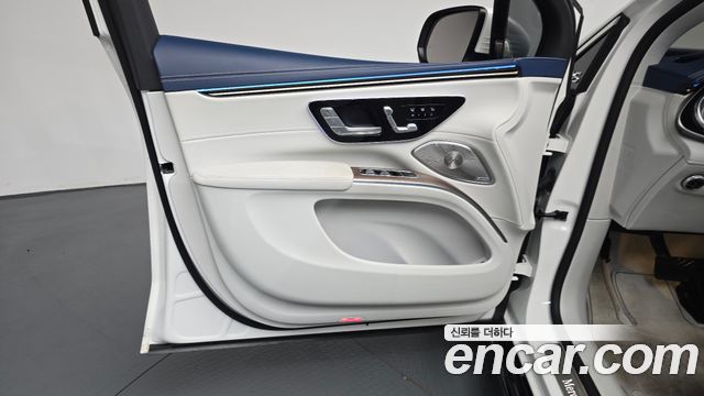 Mercedes-Benz EQS 2023 — photo 14